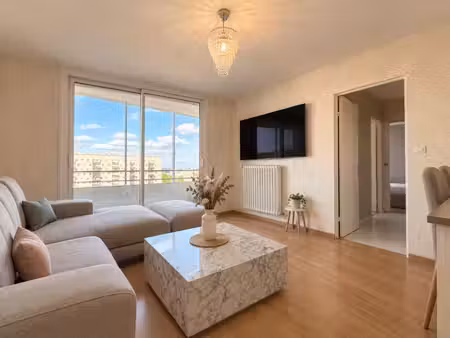 appartement t3 en bon état de 64 m² avec loggia et cave – chenôve