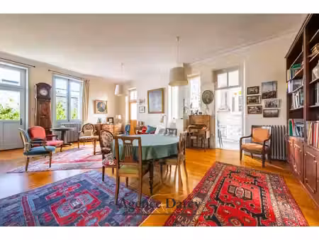 appartement d'exception à deux pas de la place darcy avec ja
