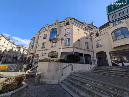 appartement 4 pièces 81 m²