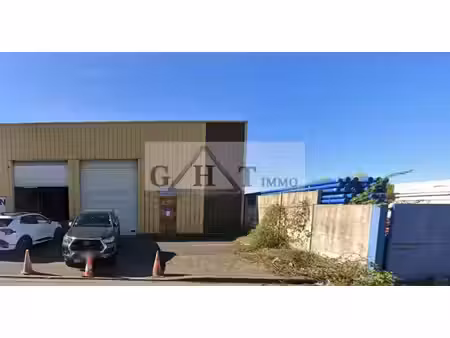 vente entrepôt boissy l aillerie 95650 350m²