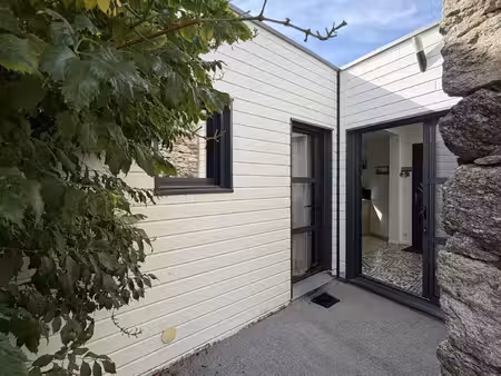 aizenay  maison en pierres de 158 m2 sur 422 m2 de terrain