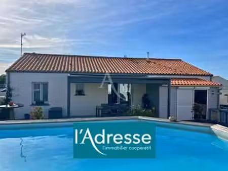 vente maison piscine à beauvoir-sur-mer (85230) : à vendre piscine / 101m² beauvoir-sur-me
