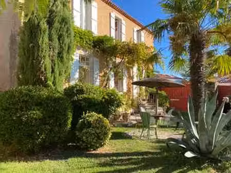 vente maison à brem-sur-mer (85470) : à vendre / 229m² brem-sur-mer