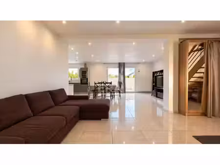maison 5 pièces 94 m² à vendre / acheter isles-sur-suippe 51110 ? | era immobilier