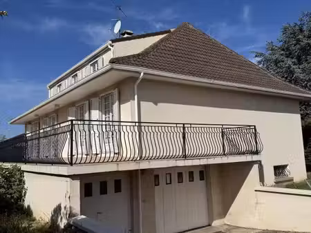 maison 9 pièces mions - 425000 €