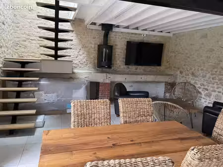 maison pierre 80 m2