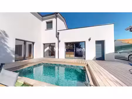 villa architecte avec piscine