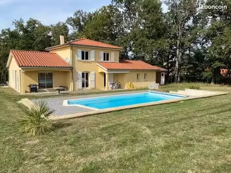 villa 5 pièces 155 m²