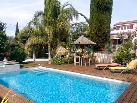 sanary villa