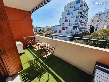 studio meublé 23 m² – location à l'année – centre-ville la grande-motte – climatisation – 