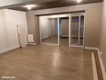 local commercial 50 m²