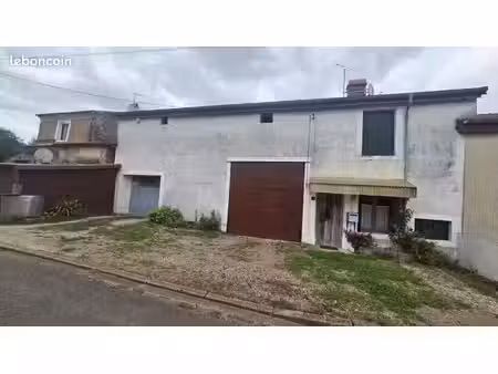 ferme 3 pièces 200 m²