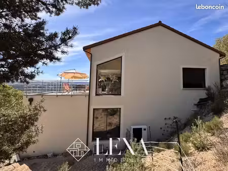 villa 6 pièces 258 m²