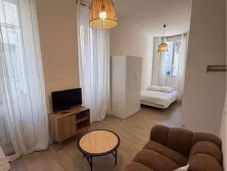 studio meublé