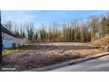 terrain 775 m² bazancourt