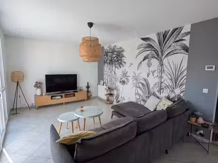 appartement rénové de 101 m² avec garage  grande cave et 2 balcons