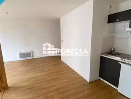 location appartement 2 pièces à nantes (44000) : à louer 2 pièces / 44m² nantes