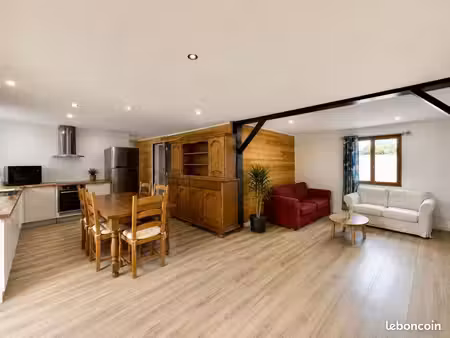 chalet 5 pièces 82 m²