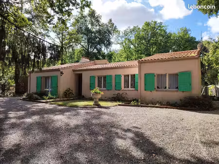 maison 6 pièces 132 m²