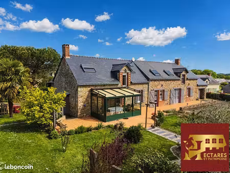 propriété 12 pièces 200 m²