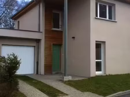 pavillon 4 pièces 89 m²