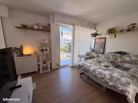 studio 1 pièce 23 m²