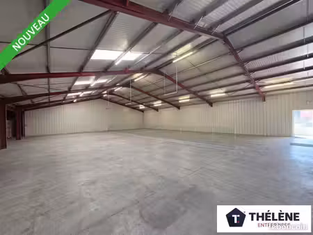 local d'activite 1073 m² fabregues