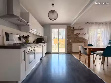 maison 4 pièces 94 m²