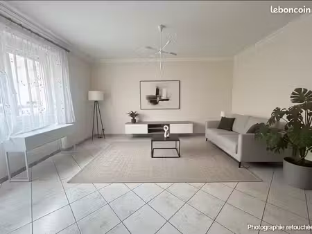 maison de ville 4 pièces 90 m²