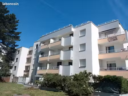 talence t2 44m2 + balcon + cellier