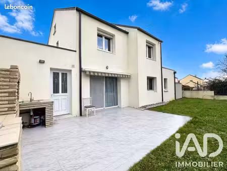 maison familiale 6 pièces 145 m²