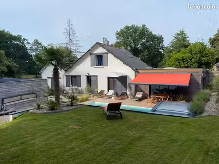 maison contemporaine 140 m² – 3 ch – piscine  garage & carport