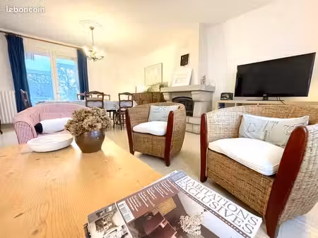 maison de caractere en pierre à piriac-sur-mer  170 m2