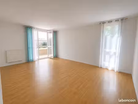 à louer - bureau de 22m2 à bordeaux caudéran