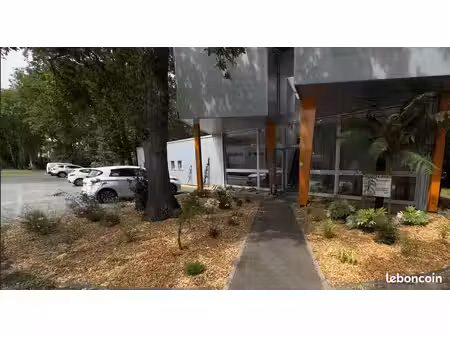bureau / local commercial