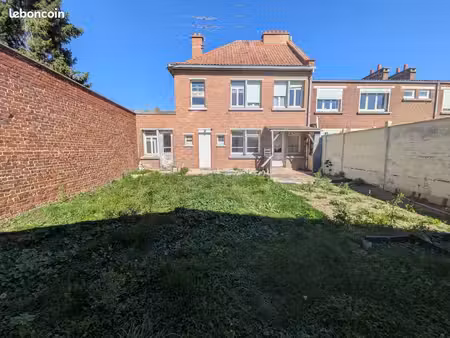 maison 4 pièces 95 m²