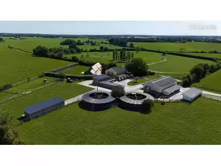 propriété 8 pièces 220 m²