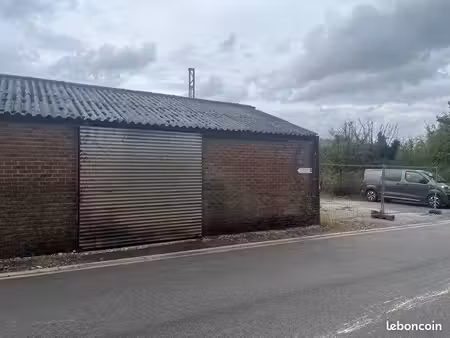 bâtiment /hangar