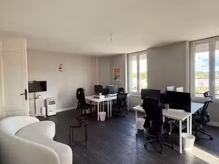 bureau 100m2