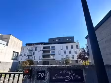 parking saint andre lez lille