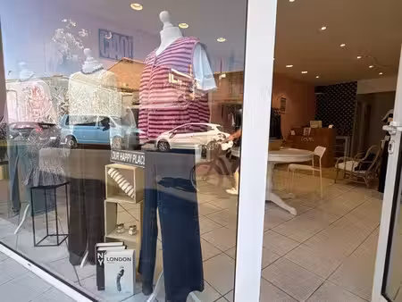 local commercial belle visibilité