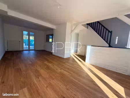 maison 6 pièces 138 m²