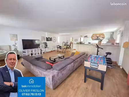 maison de ville 5 pièces 194 m²