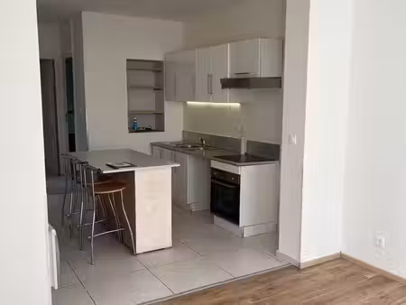 location t2 armentieres 39m2