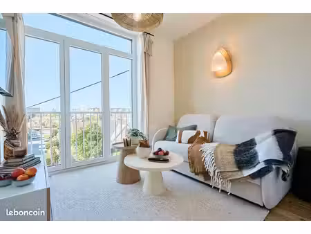 t2 meublé 25 m² vue dégagée - bail mobilité 1 à 10 mois