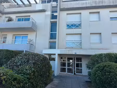 proche centre vannes