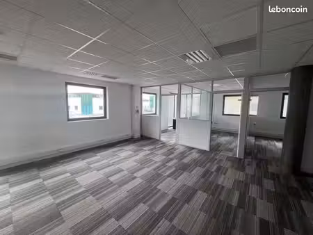 bureaux 160 m²