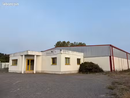 à louer : local d’activité indépendant de 820 m² – martillac (33650)