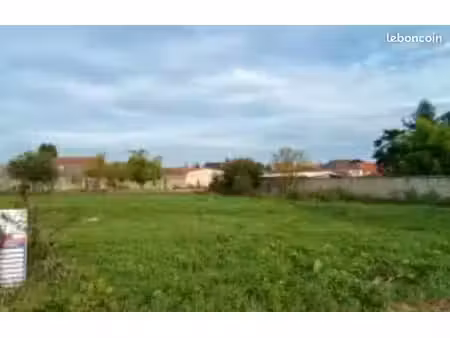 terrain 550 m² la sentinelle