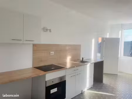 appartement 3 pièces  72m2 - 2eme etage